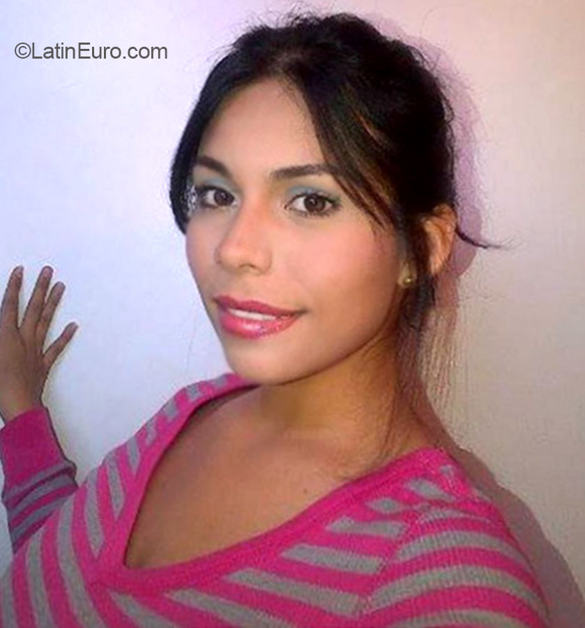 Date this tall Venezuela girl Jessica alejand from Caracas VE314