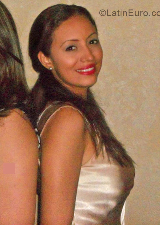 Date this delightful Panama girl Heylin from Panama City PA483