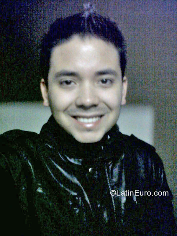 Date this sultry Panama man Daniel from Panama City PA484