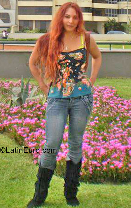 Date this sultry Peru girl Elizabeth from Lima PE1035