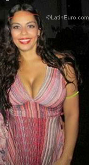 Date this gorgeous Brazil girl Lidia from Rio De Janeiro BR9127