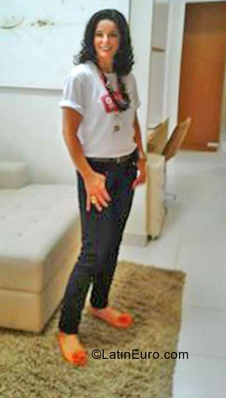 Date this lovely Brazil girl Adriana from Volta Redonda BR9131