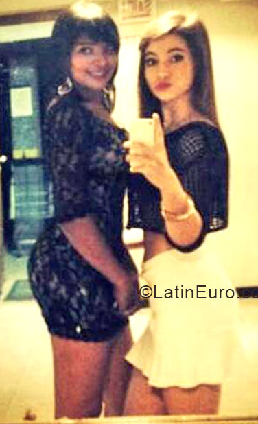 Date this funny Brazil girl Amylie from Blumenau BR9134