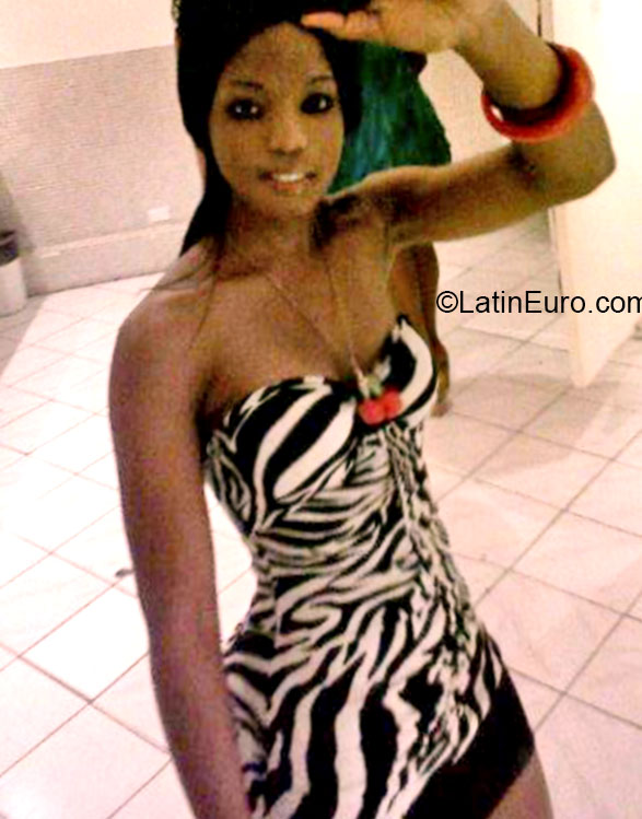 Date this pretty Jamaica girl Ava Dawn from Kingston JM2523