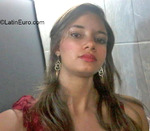 attractive Brazil girl Tarcia from Natal BR9140