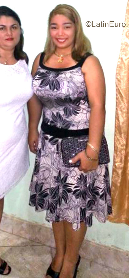 Date this young Panama girl Yohana from Chiriqui PA513