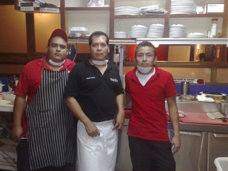 Date this voluptuous United States man Manuel from Hermosillo US15720