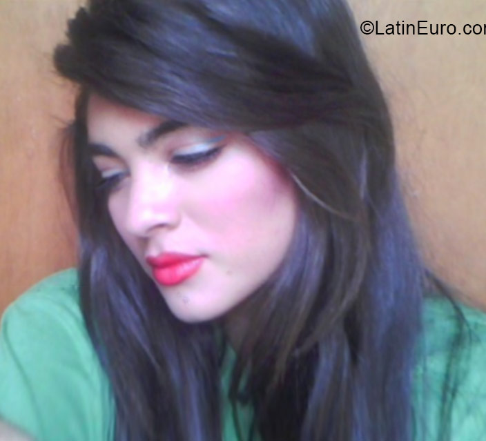 Date this funny Venezuela girl Dalaida from Maracaibo VE370