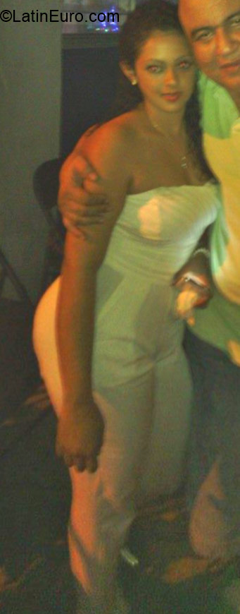 Date this beautiful Panama girl Yuliana from Panama City PA531