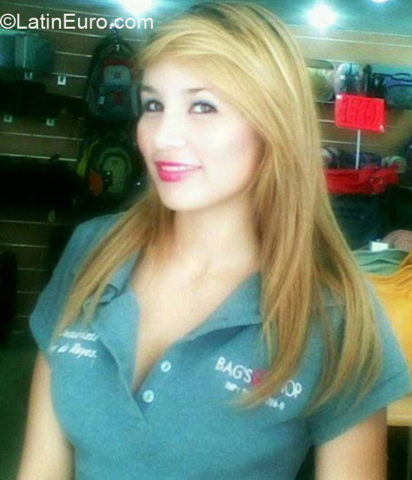 Date this cute Venezuela girl Efrenny from Barquisimeto VE379