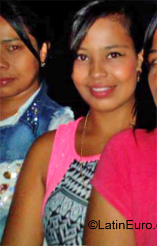 Date this cute Colombia girl Gloria from Tulua CO16837