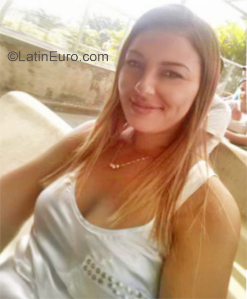 Date this foxy Brazil girl Adriana from Sao Paulo BR9193