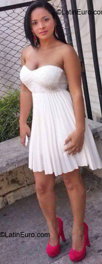 Date this happy Colombia girl Nelcy from Medellin CO16840