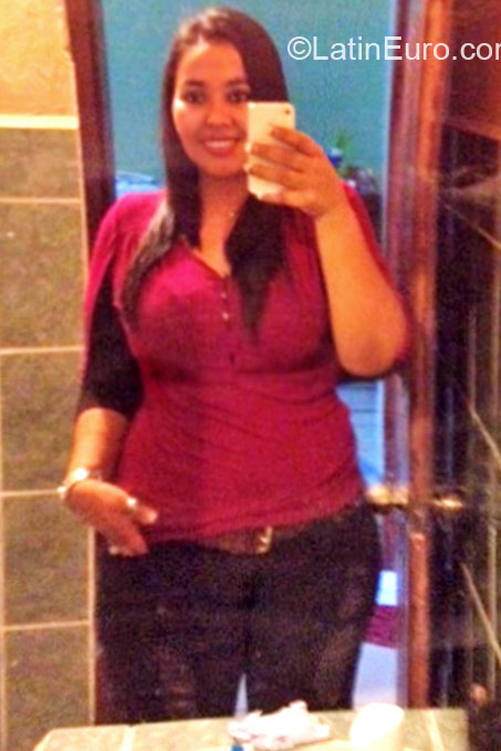 Date this beautiful Honduras girl Lizbeth from San Pedro Sula HN1436