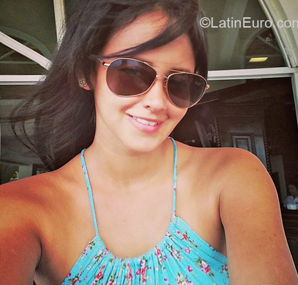 Date this delightful Panama girl Samatha from Panama City PA554