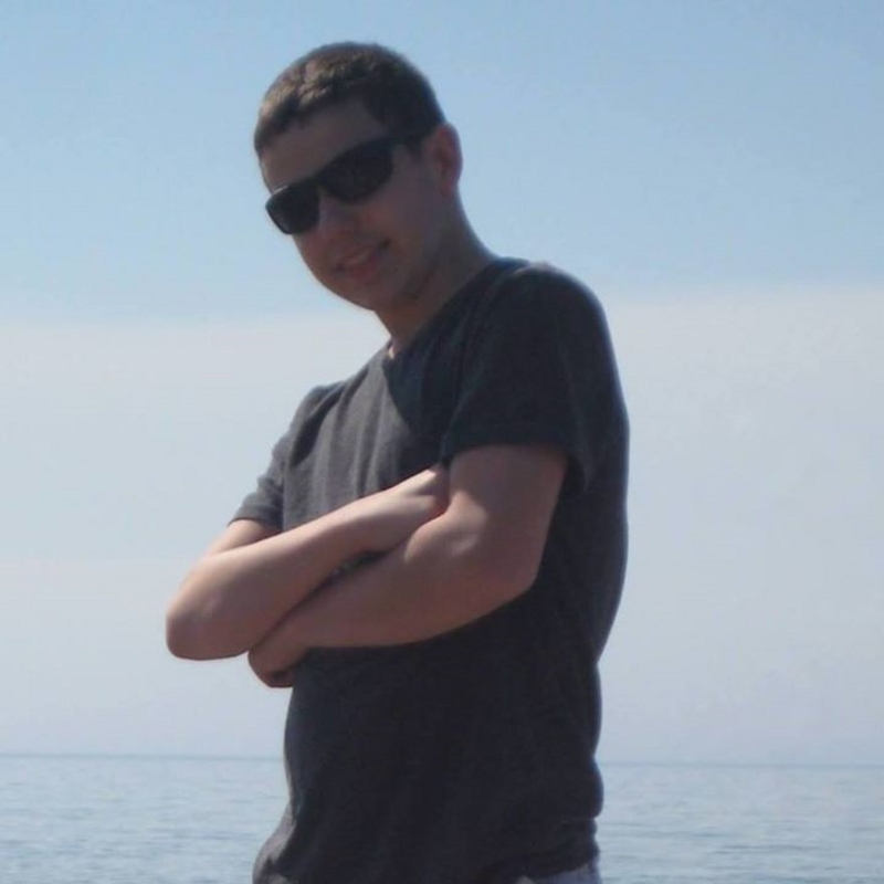 Date this gorgeous United States man Collin from Independence US15874