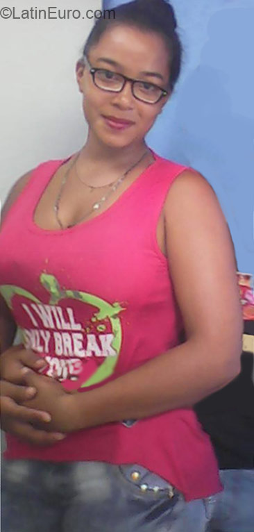 Date this sultry Colombia girl Chris from Cali CO16948