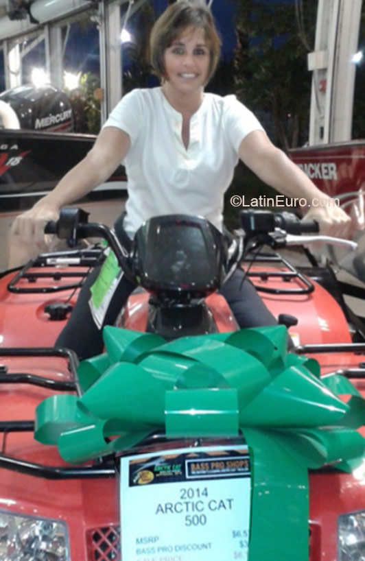 Date this exotic Venezuela girl Carolina from Carcas VE407