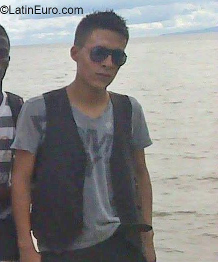 Date this attractive Colombia man Alan from Medellin CO17012