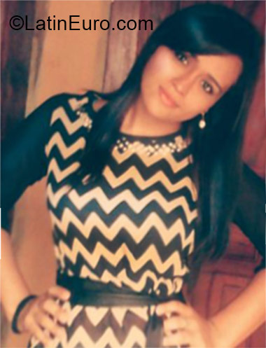 Date this stunning Honduras girl Mileidy from El Progreso HN1487