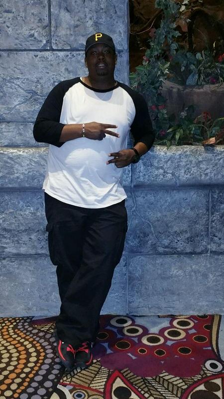 Date this athletic United States man Erv from Richmond US16033