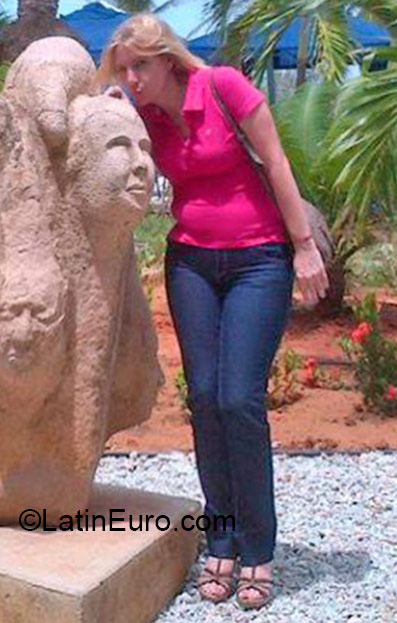 Date this exotic Venezuela girl Olga from Caracas VE466