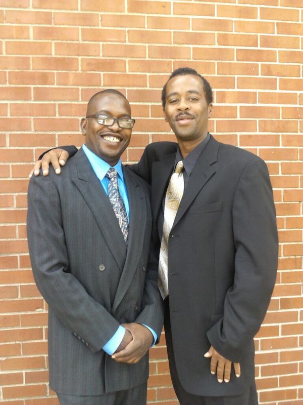 Date this athletic United States man DeMilo from Danville US16042