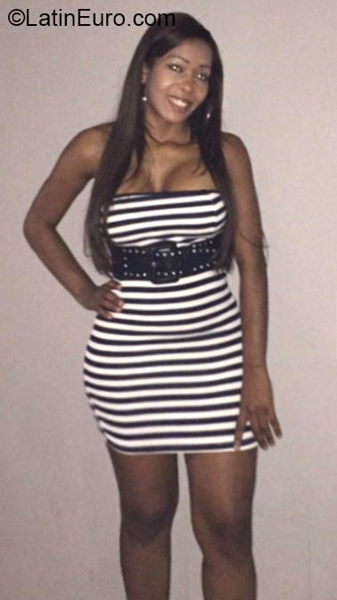 Date this georgeous Spain girl Diosie from Madrid ES312