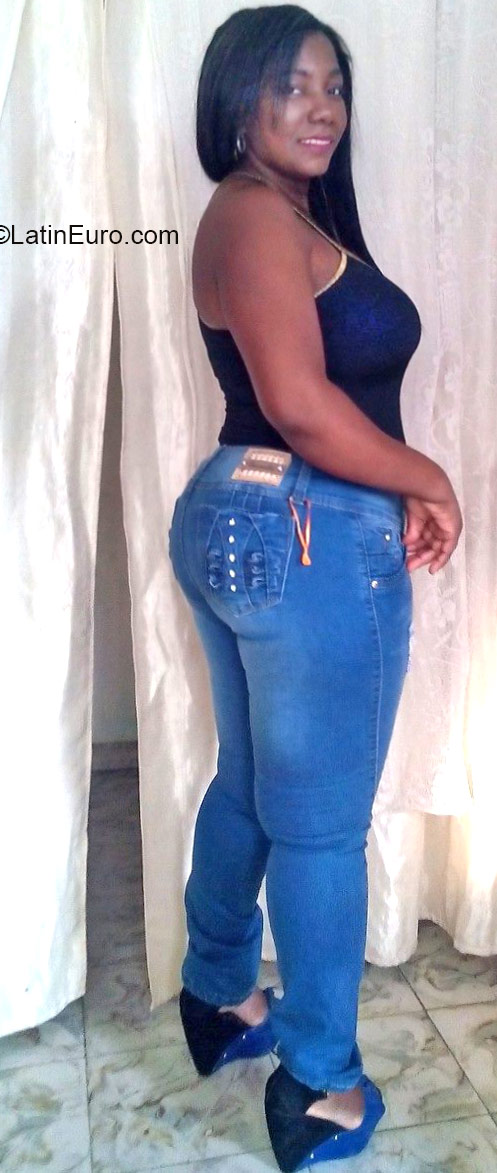 Date this good-looking Colombia girl Marilu from Cali CO17267