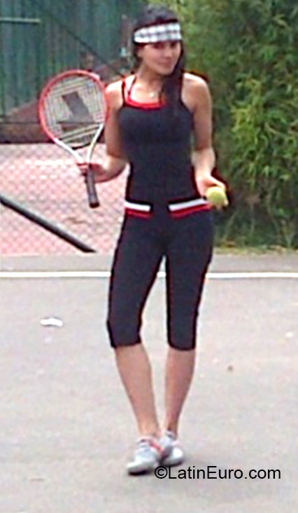 Date this funny Colombia girl Lucia from Bogota CO17342