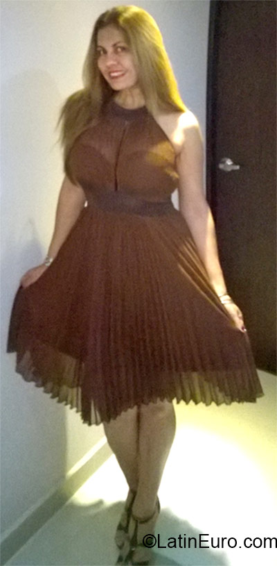 Date this fun Colombia girl Nath from Pereira CO17416