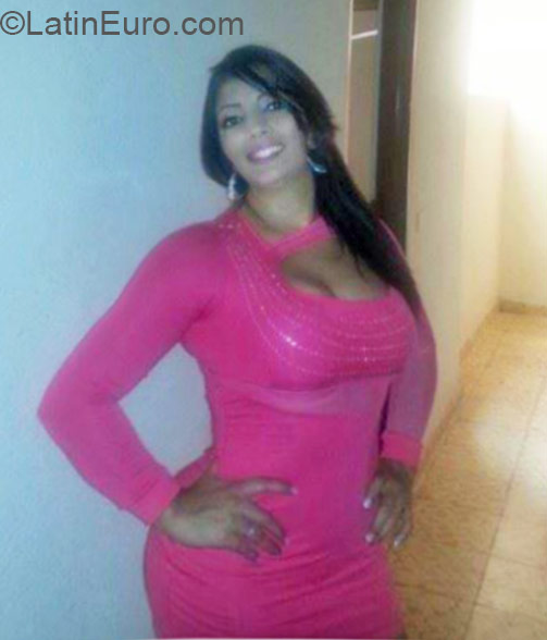 Date this beautiful Colombia girl Lina from Medellin CO17455