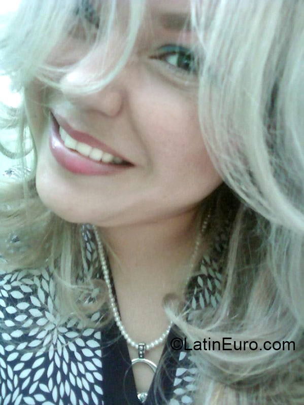 Date this georgeous Honduras girl Carmen from San Pedro Sula HN1526