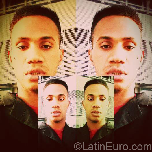 Date this charming Jamaica man Derron from Kingston JM2063