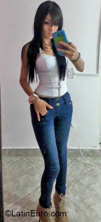 Date this athletic Colombia girl Leidi arsila from Medellin CO17501