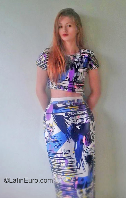 Date this happy Colombia girl Jesica from Bogota CO17529