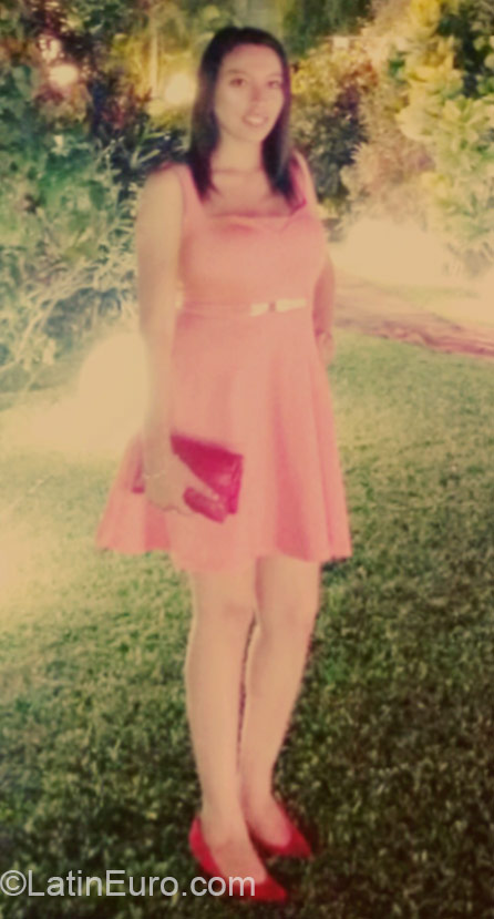 Date this good-looking Peru girl Jeni from Trujillo PE1052