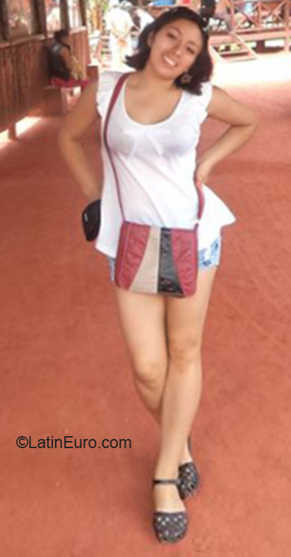 Date this passionate Peru girl Fabiola from Lima PE1062
