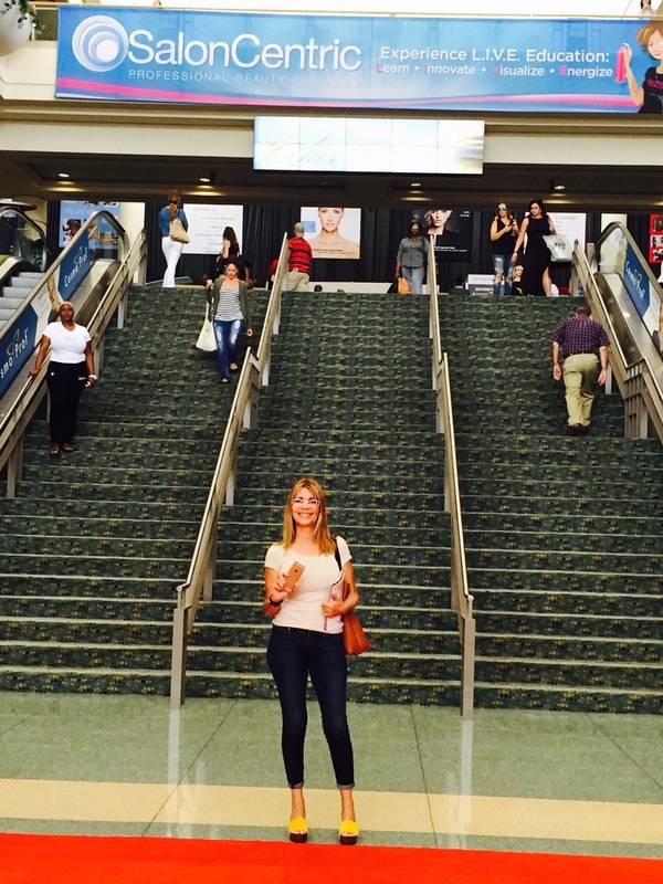 Date this charming United States girl Rita from Deerfield US16266