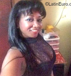 attractive Colombia girl Yesenia from Barranquilla CO17725