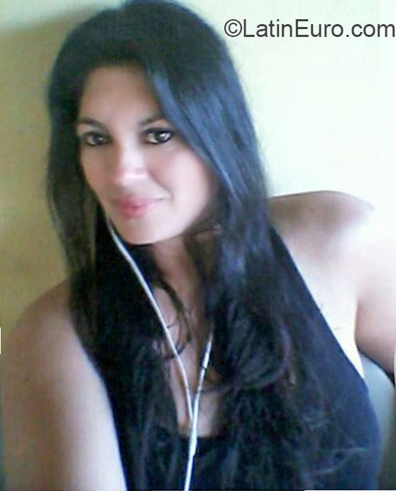 Date this hot Honduras girl Lorena from San Pedro Sula HN1587