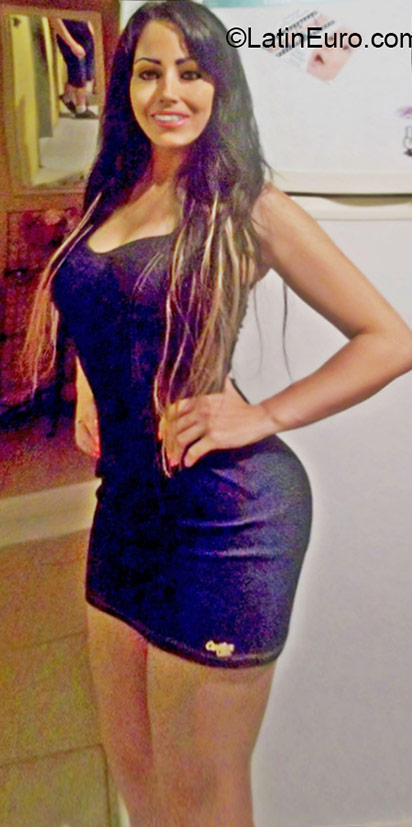 Date this passionate Brazil girl Miriane from Santa Vitoria Do Palmar BR9400