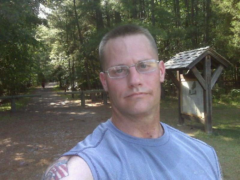 Date this nice looking Panama man Brigal from Panama PA652