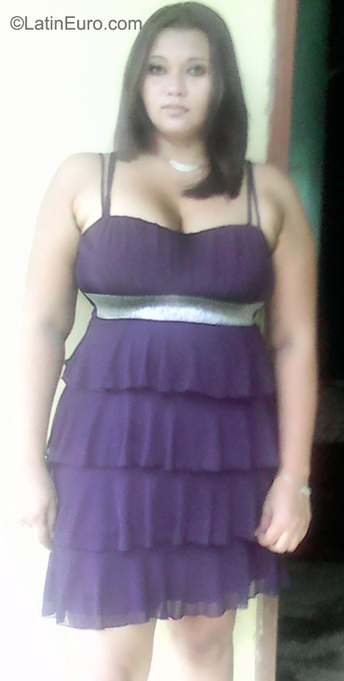 Date this hot Honduras girl Dora from La Ceiba HN1621