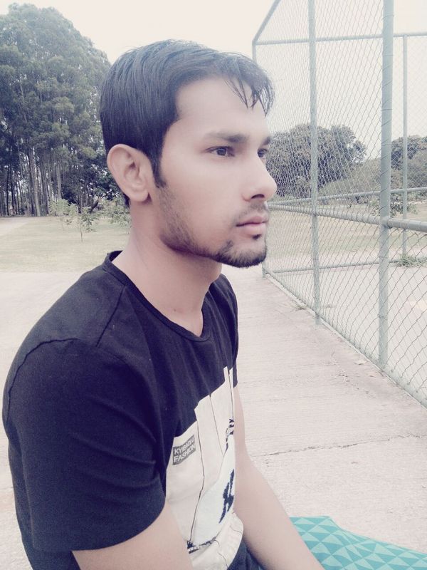 Date this beautiful Brazil man Muneeb from Brasilia BR9418