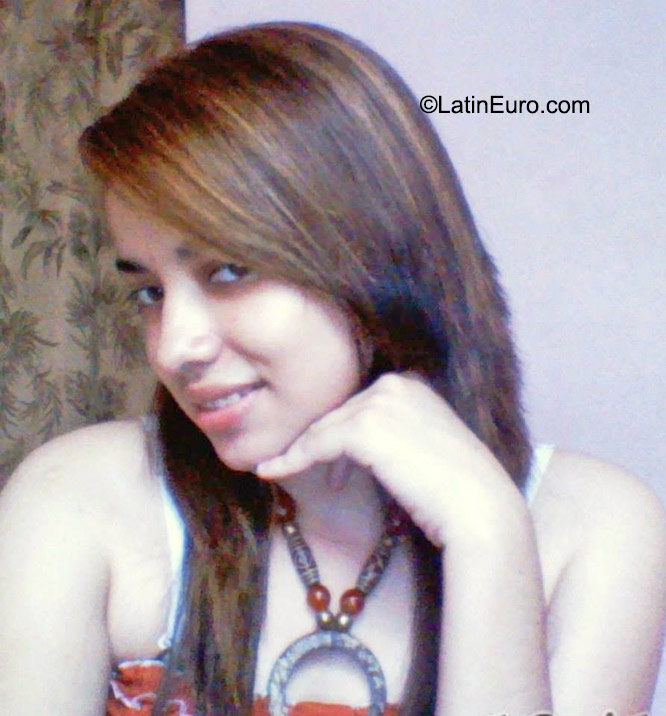 Date this gorgeous Honduras girl Claritza from Choluteca HN1628