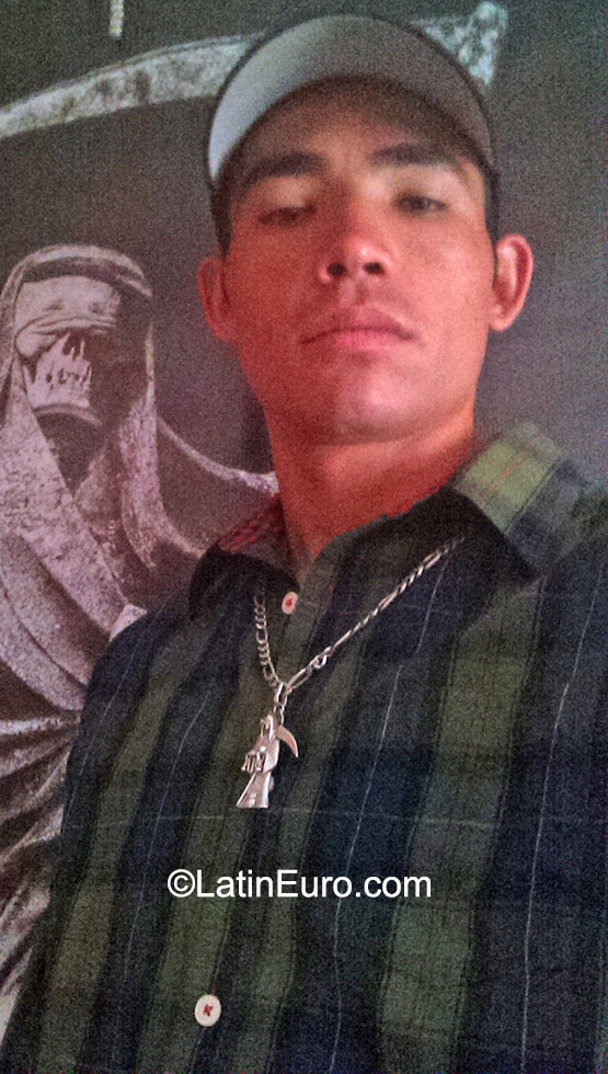 Date this exotic Mexico man Jairo from Chihuahua MX1446