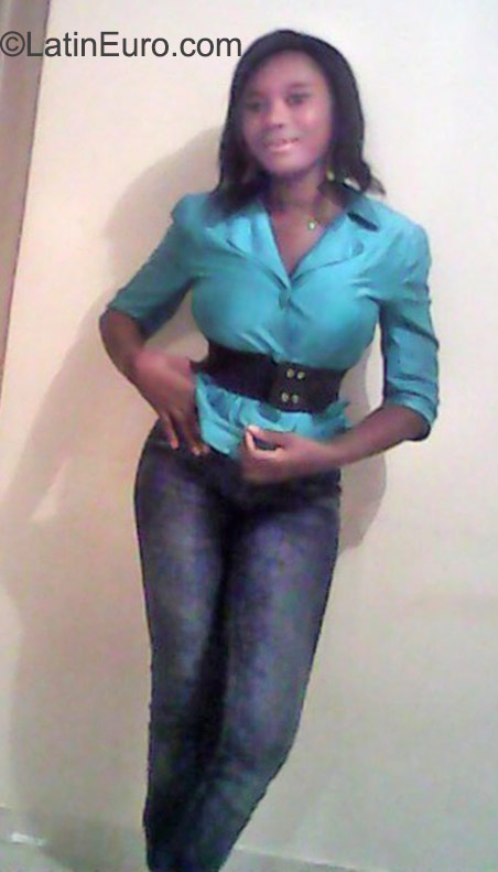 Date this attractive Dominican Republic girl Guita from Punta Cana DO23236