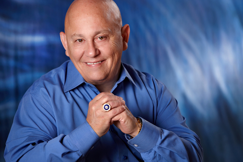 Date this funny United States man Micheal from Cleveland Ohio US16484