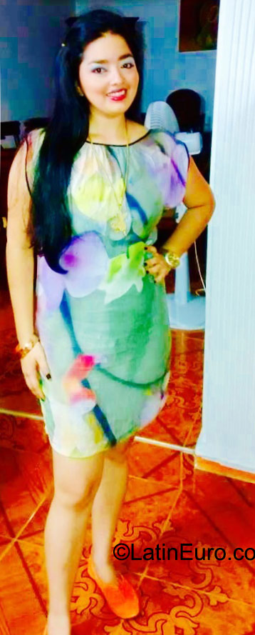 Date this tall Colombia girl Monica from Barranquilla CO18059